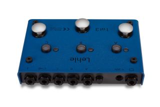 1AT3 SGOS, Switcher
