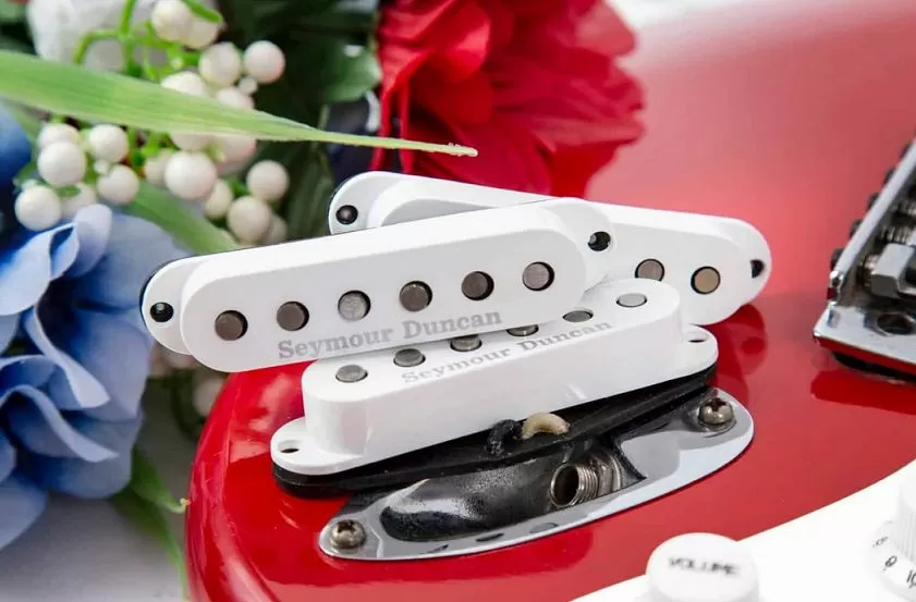 Seymour Duncan Scooped Strat