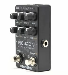 Neunaber Neuron Preamp Pedal