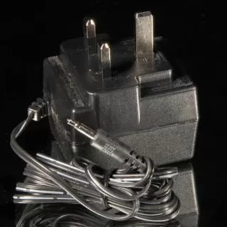 Power Supply 9V-100mA (+ Tip)