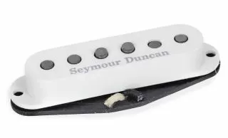 Scooped Strat, Bridge (White)